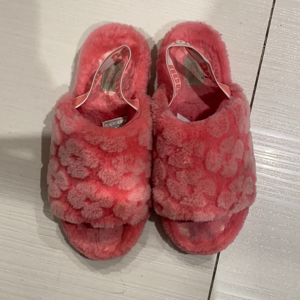Ugg Slipper - image 1